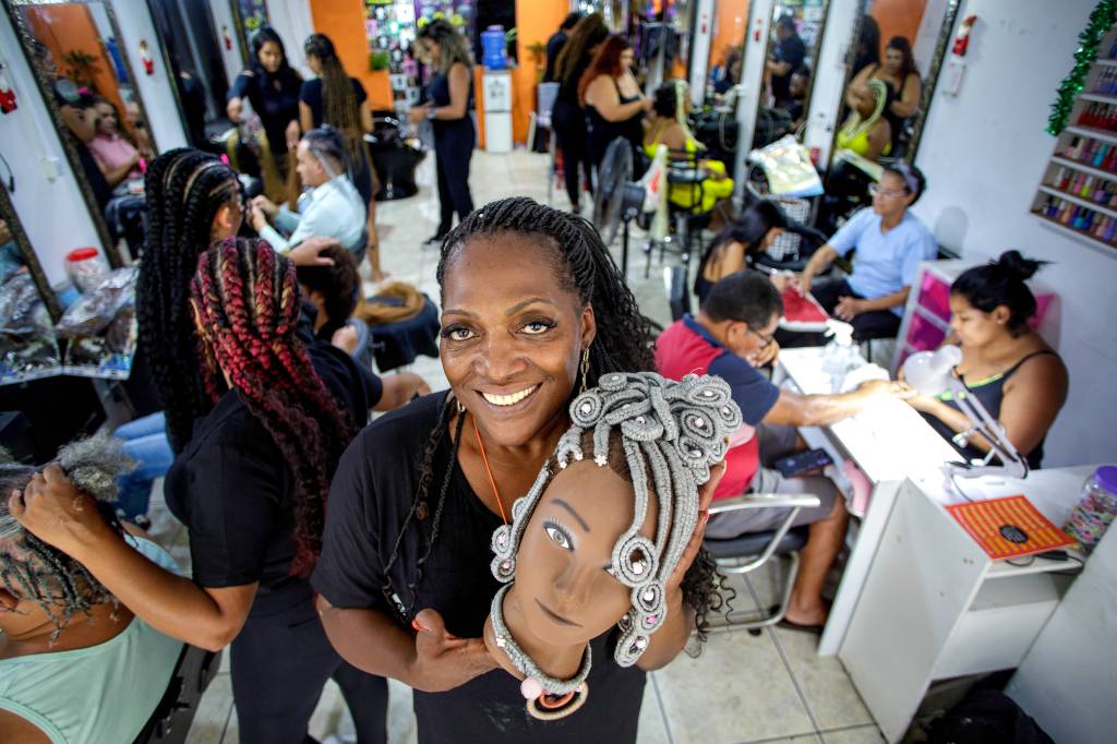 Trancistas ganham destaque em SP com curso e “fenômeno” Memphis Depay