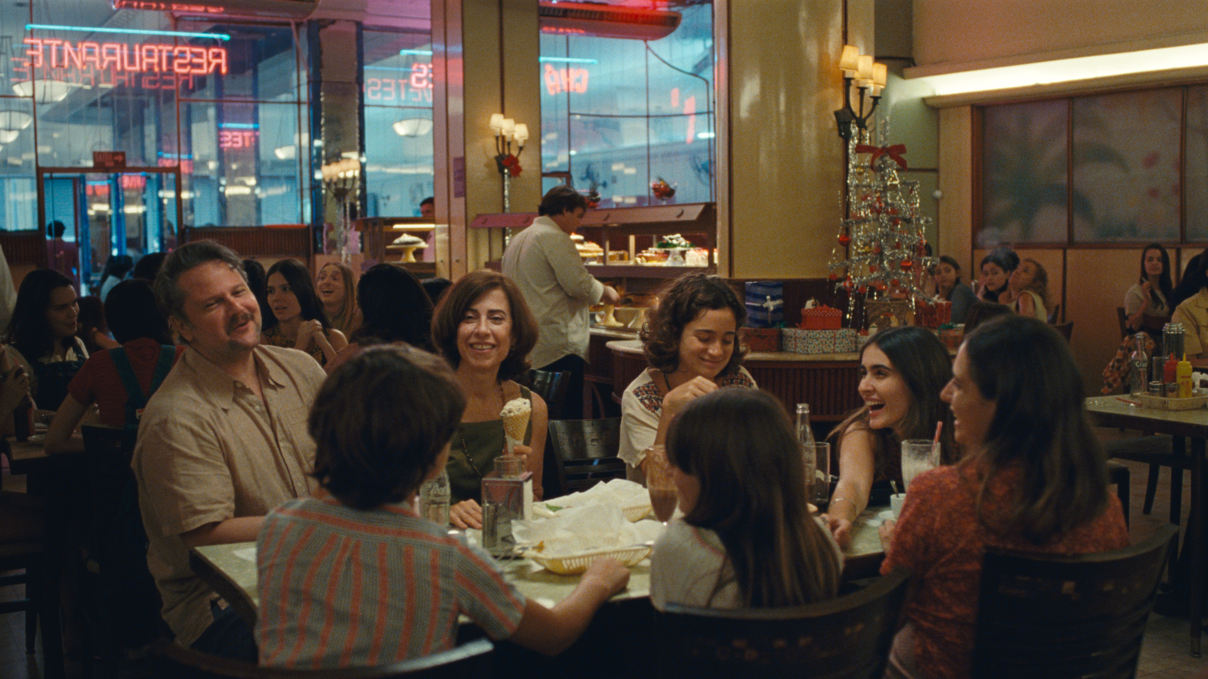 Sorveteria lança sabor inspirado no filme ‘Ainda Estou Aqui’