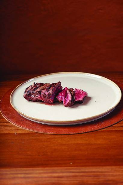 Bife cabaña: peça de 250 gramas da capa do filé de costela Bife cabaña: peça de 250 gramas da capa do filé de costela