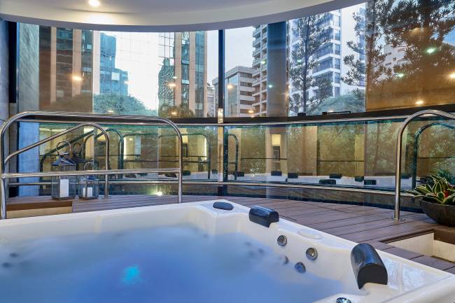 The Spa at Renaissaince – Créditos Karl Stenzel (4).jpg Jacuzzi-no-the-spa