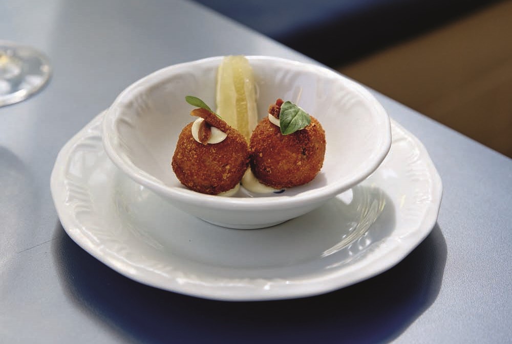 A dupla de arancino é uma das opções do menu executivo do Mamma Vanzetto