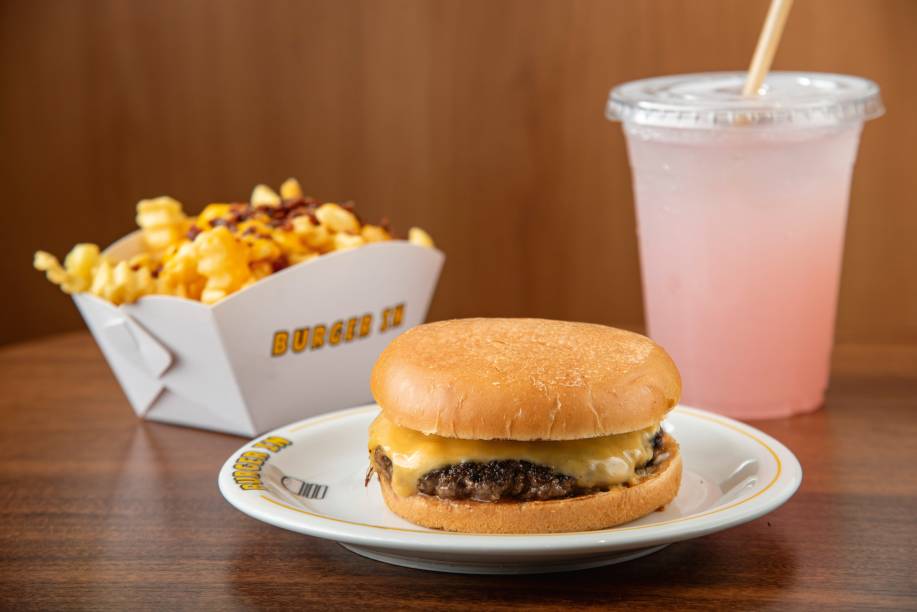 Burger iN, na Vila Madalena: hambúrguer que leva o nome da casa