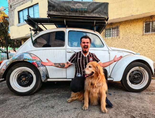 Jesse e Shurastey Jesse Koz e seu cão, Shurastey, em viagem no México