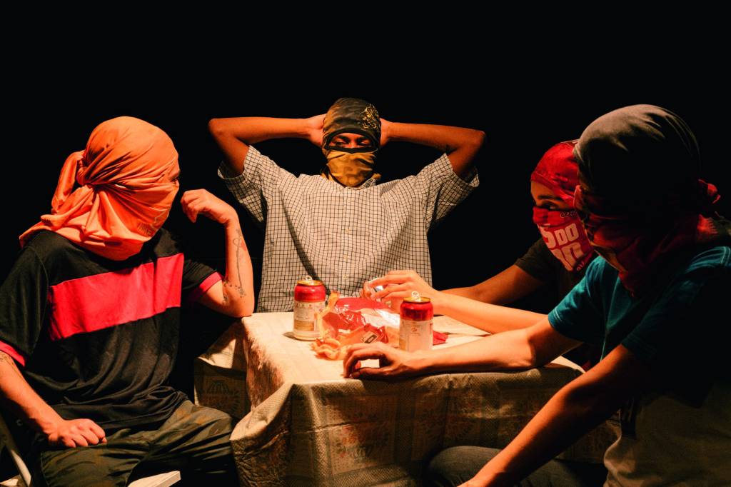 ‘Serra Pelada’ tem temporada gratuita no Teatro de Arena