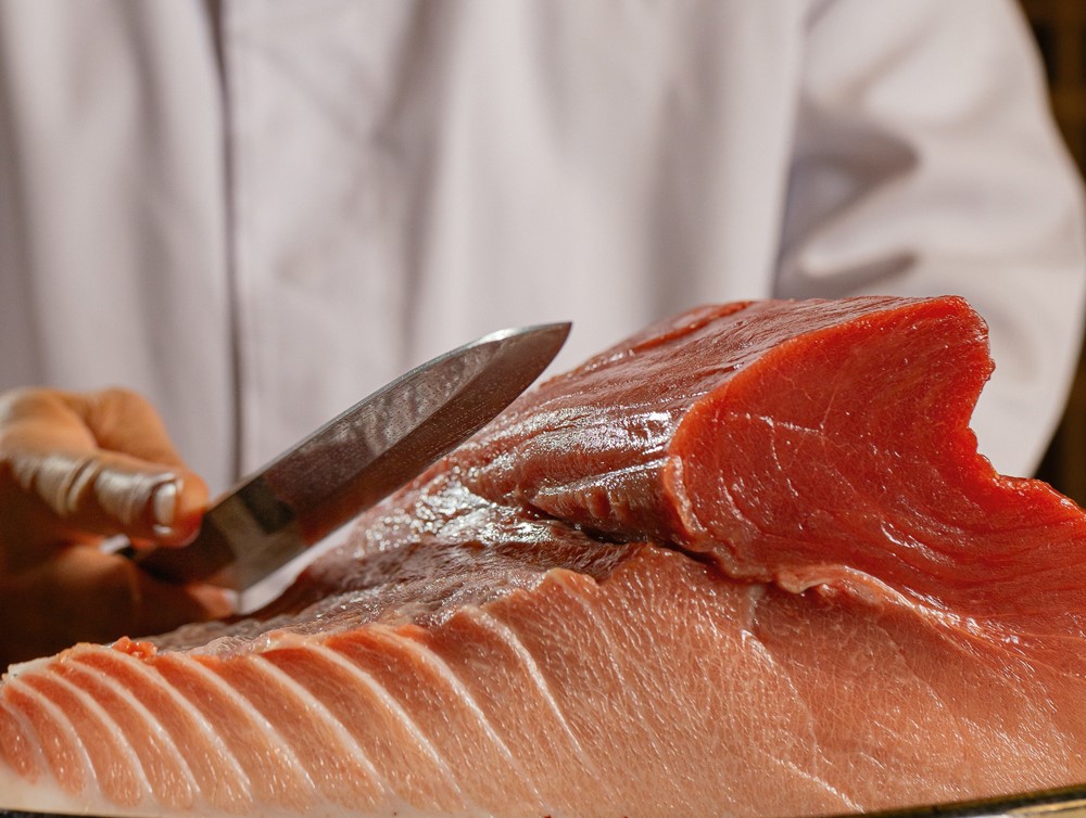 Kitchin, do Itaim Bibi, celebra oito anos com cerimônia kaitai