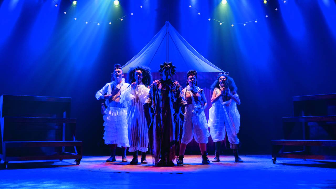 na-lona-de-benjamim-teatro-arthur-azevedo