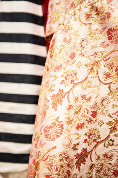 Detalhes de figurinos do Teatro Oficina: roupas serão desfiladas na avenida Detalhes de figurinos do Teatro Oficina: roupas serão desfiladas na avenida