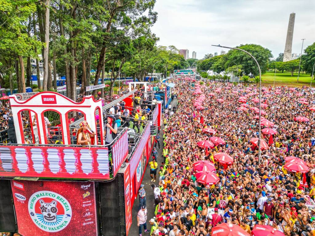 Prefeito de São Paulo rejeita mudar horário de blocos de Carnaval por conta do calor