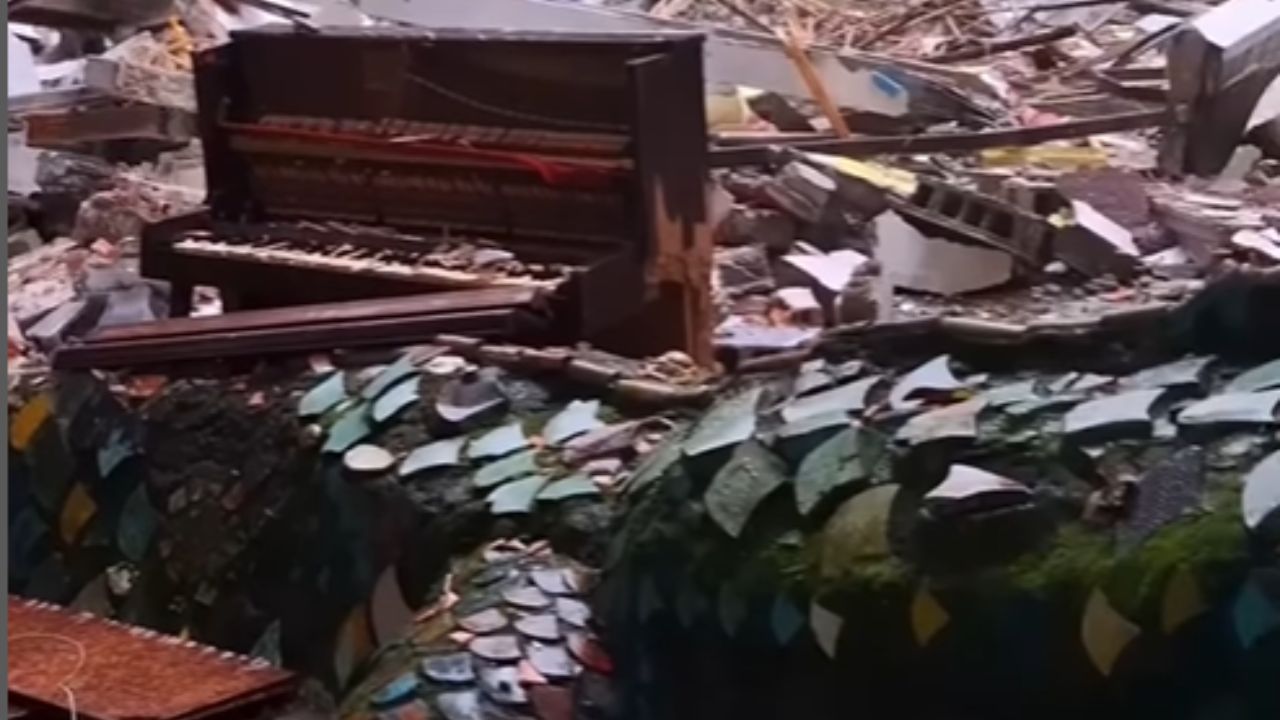demolicao-teatro-vento-forte