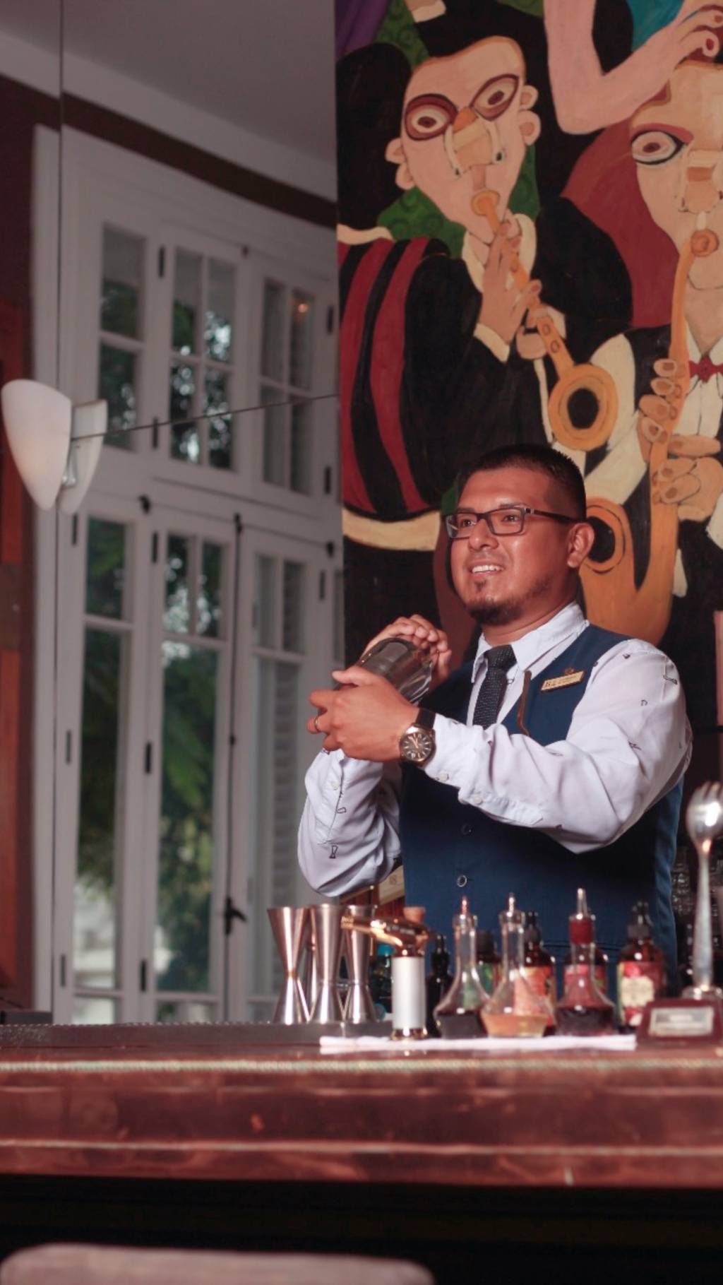 Exímia e Drunks, no Itaim Bibi, têm noite com convidados estrangeiros