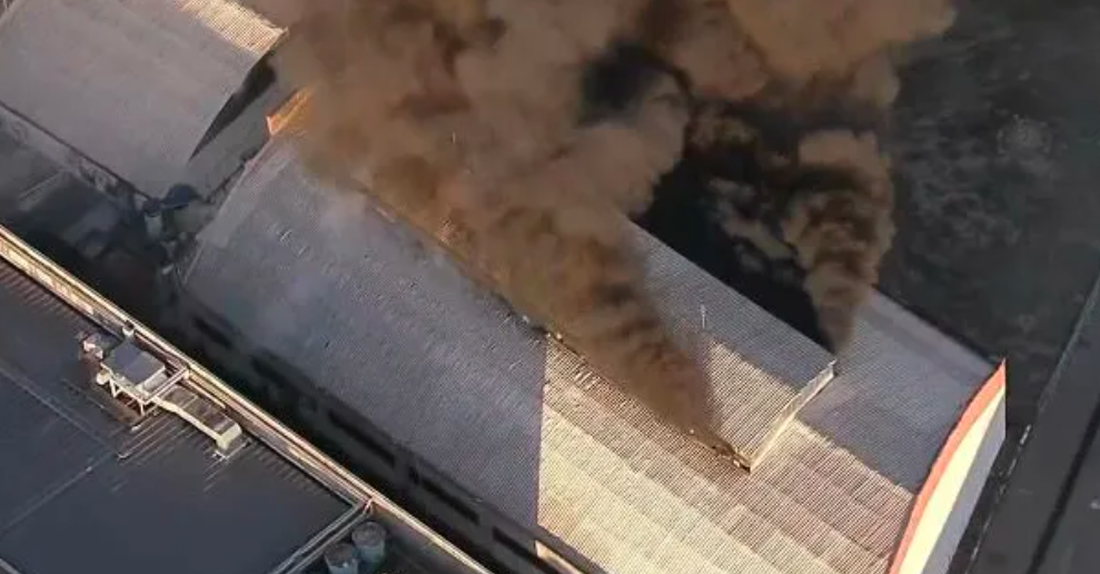 Incêndio atinge Kangoopark em São Paulo na manhã desta terça (4)