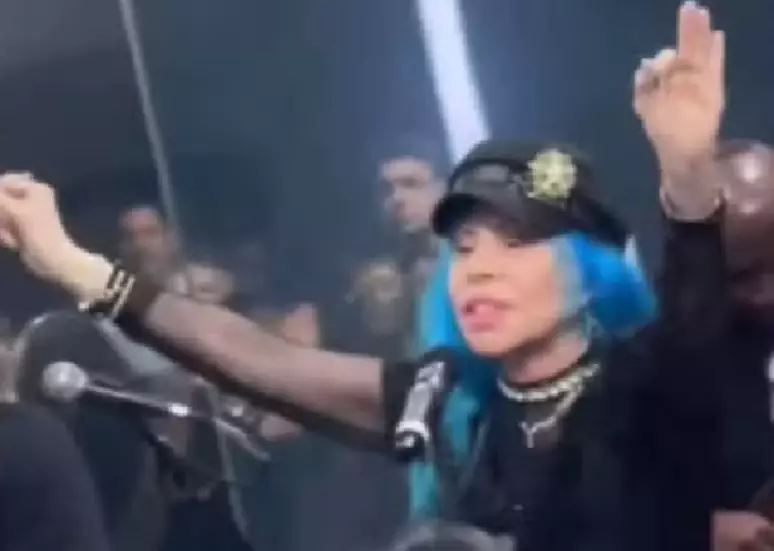 Baby do Brasil se pronuncia: “Jamais defenderia abusadores de qualquer espécie”