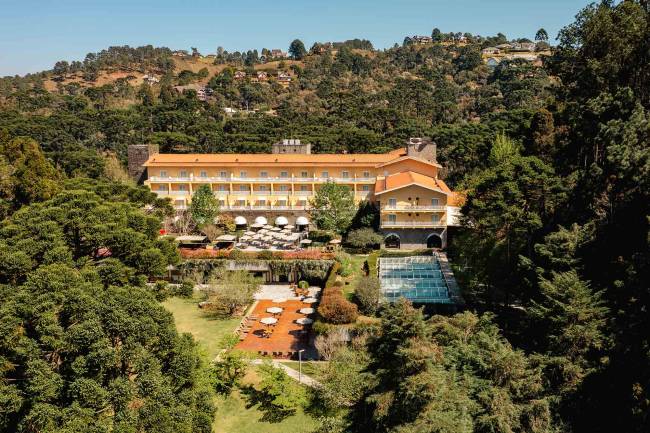 GHJ_Drone_501 grande-hotel-campos-do-jordao-senac