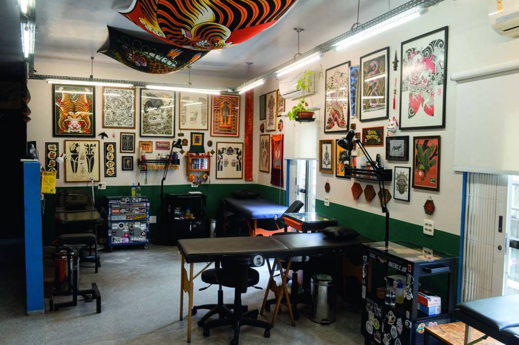 Conheça estúdios de tatuagem que integram propostas artísticas diferentes