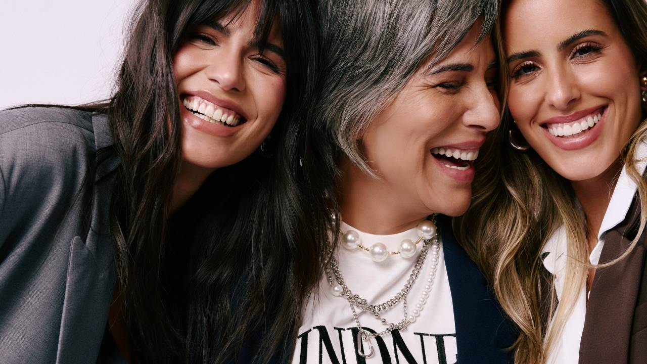 Gloria Pires e as filhas em campanha da Renner