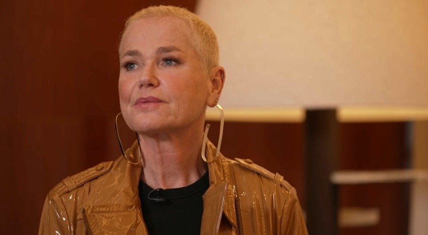 Xuxa fala de transplante capilar na Record; “Sentindo mal com carequinha”