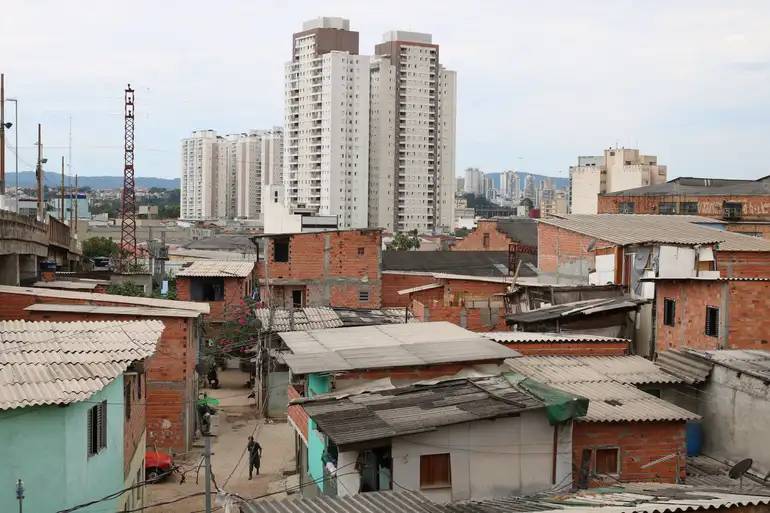 Operação na Favela do Moinho prende 7 suspeitos de chefiar tráfico na região