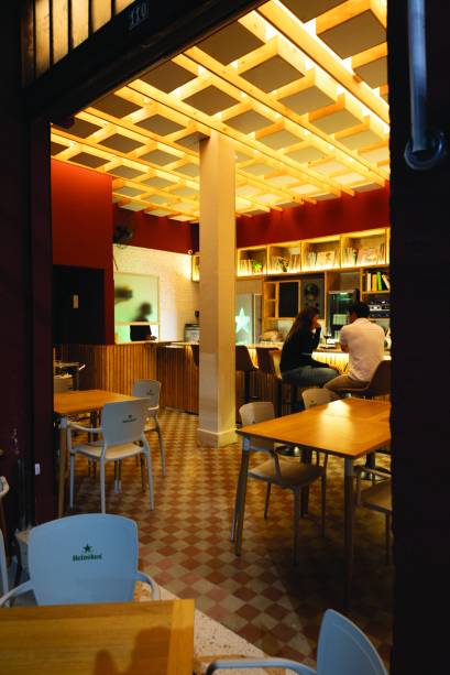 Água e Biscoito: ambiente do bar da Barra Funda Água e Biscoito: ambiente do bar da Barra Funda