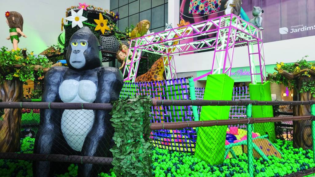 Circuito interativo diverte crianças com Tarzan