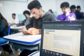 Rede estadual de ensino usa IA para correção de tarefas dos estudantes