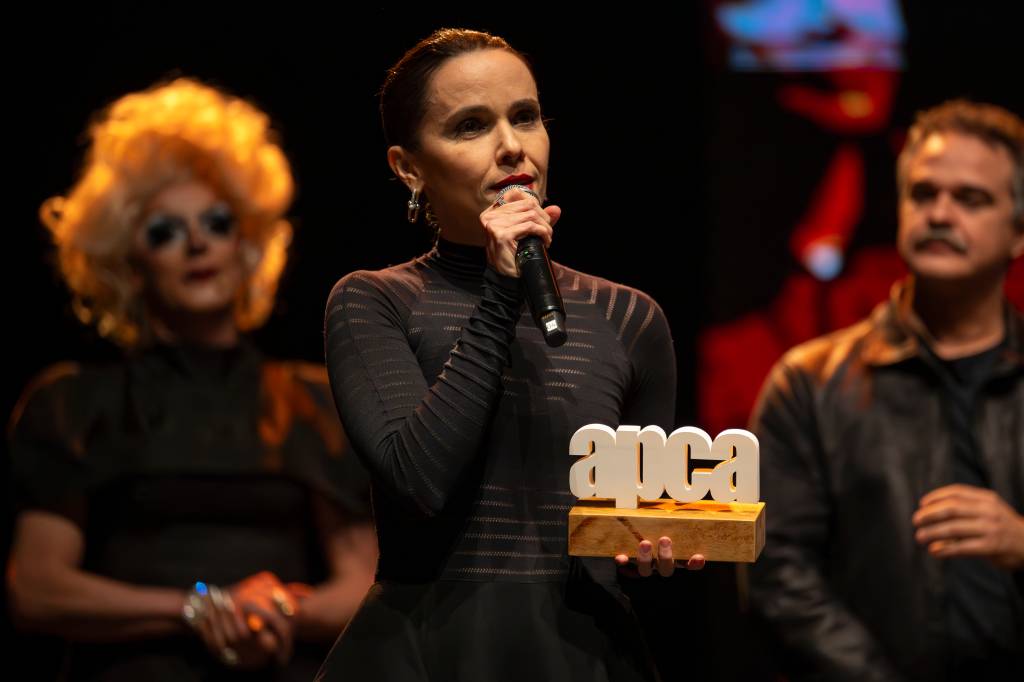 Com cerimônia no Sérgio Cardoso, APCA premia os melhores de 2024