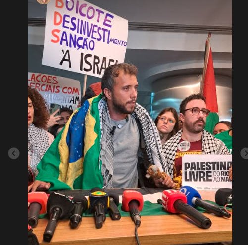Thiago Ávila deu coletiva no Aeroporto de Guarulhos
