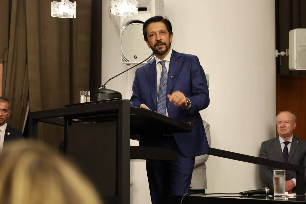 Ricardo Nunes viaja à Itália e vai se encontrar com papa Leão 14