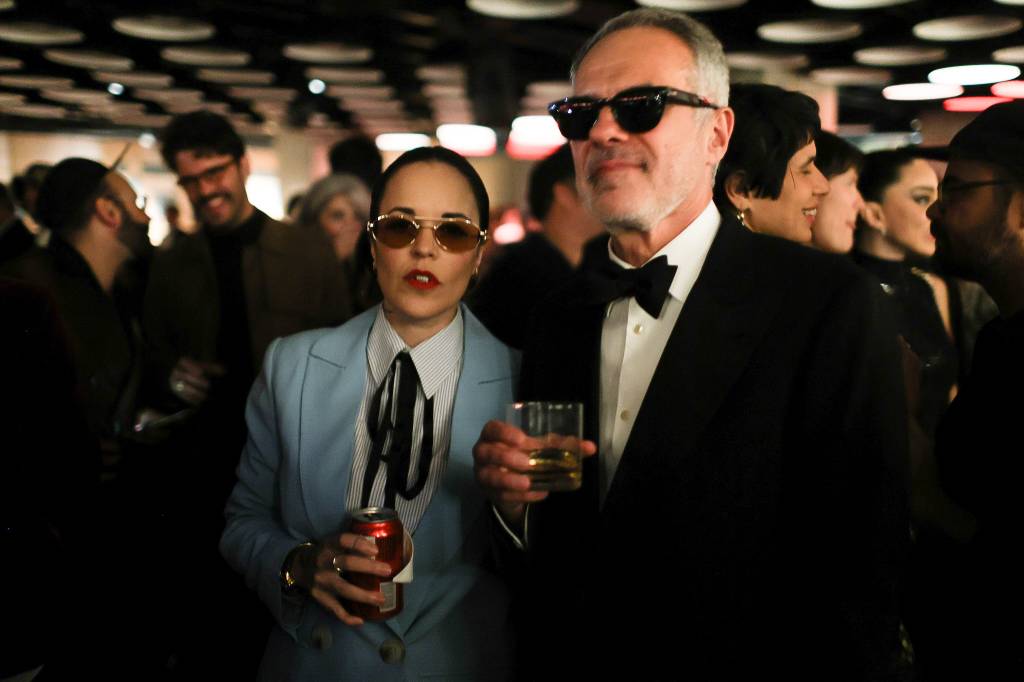 Noite de gala no centro: os looks e famosos na abertura do Formosa Hi-Fi