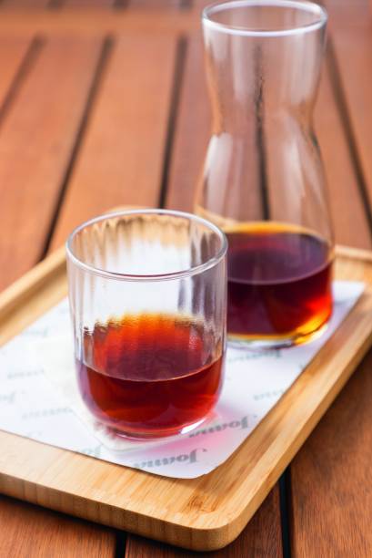 Joana Cafés: café filtrado no método origami Joana Cafés: café filtrado no método origami