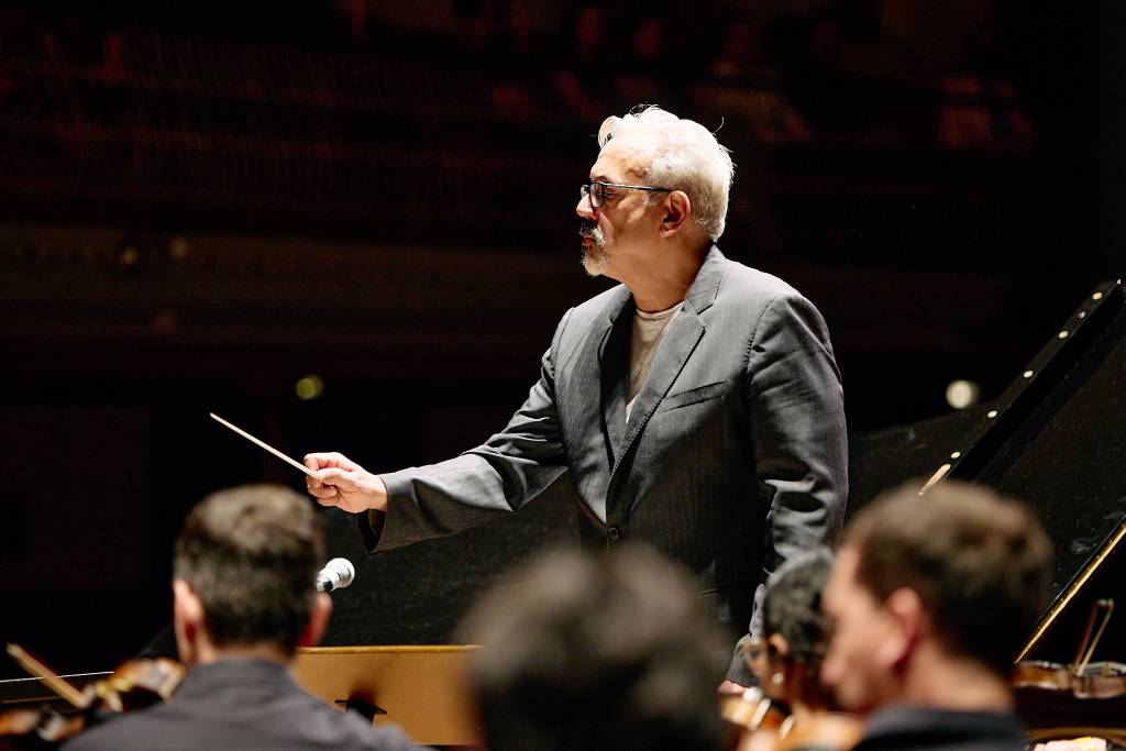 Orquestra de Câmara da USP homenageia Tom Zé em concerto especial
