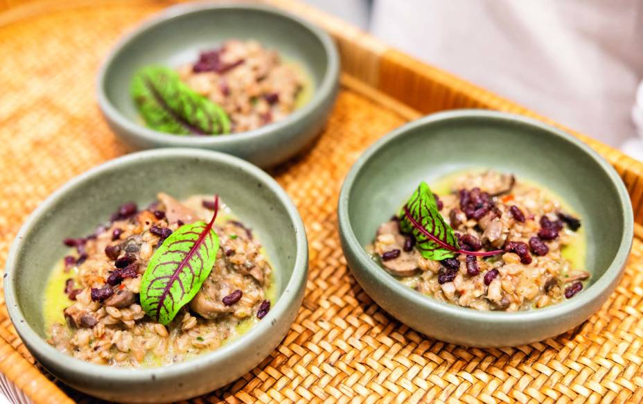 Risoto de cevadinha com cogumelo