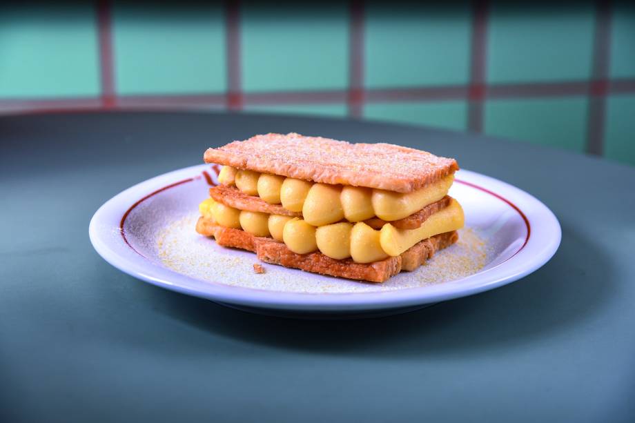 Lena: mil-folhas de milho