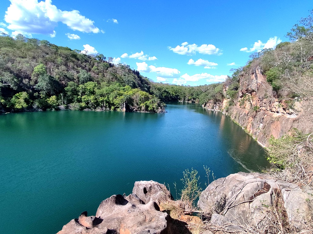 Falta de chuva faz Sabesp reduzir pressão da água noturna para a Grande SP; entenda