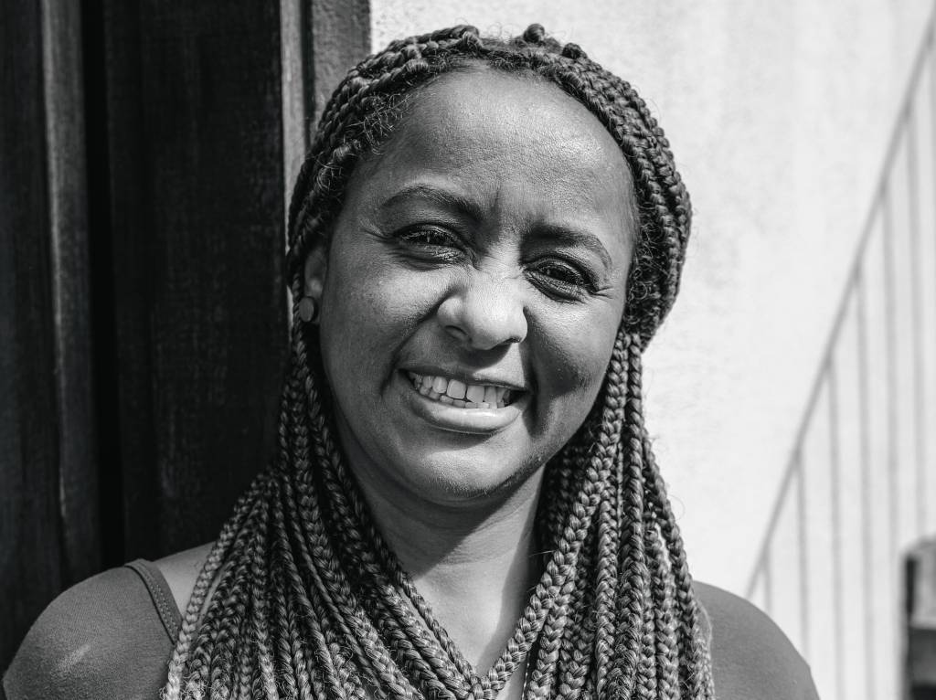 Escritora Lilia Guerra diz ter sido acusada de roubo por pousada durante a Flip