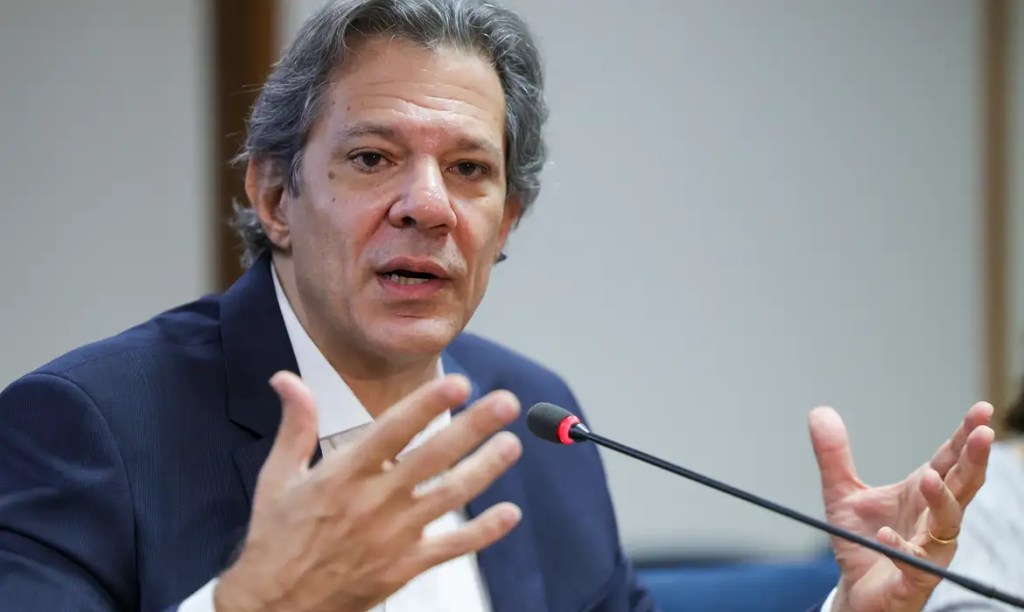 Fazenda irá bloquear bens de criminosos que usaram fintechs; entenda fala de Haddad