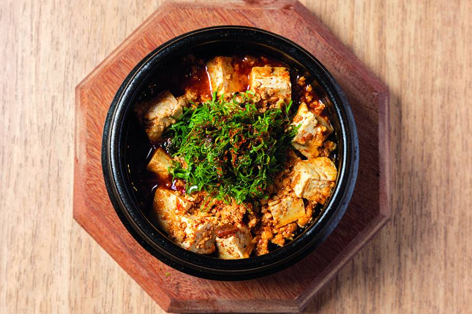 Hirá Izakaya: mabodofu Hirá Izakaya: mabodofu