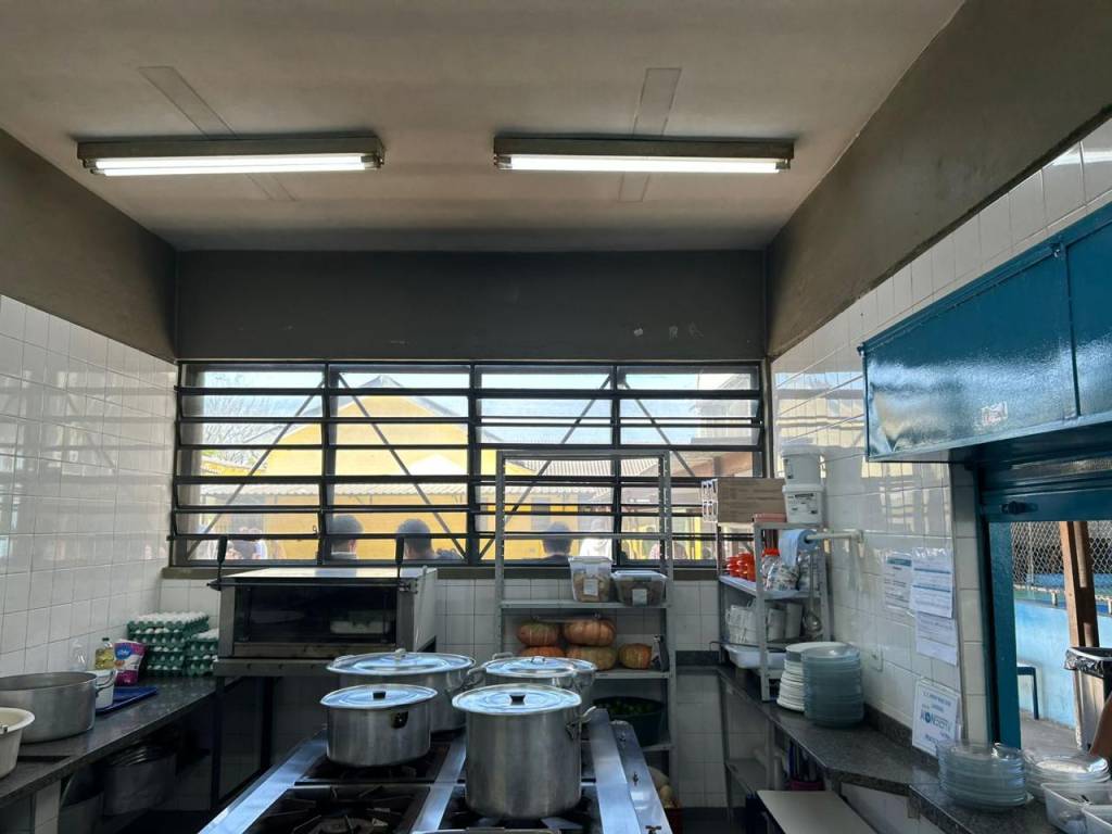 TCE faz fiscalização surpresa em merenda escolar e encontra irregularidades em SP