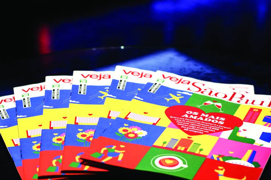 Exemplares da edição que revelou os vencedores, com ilustrações de Daniel Kondo Exemplares da edição que revelou os vencedores, com ilustrações de Daniel Kondo