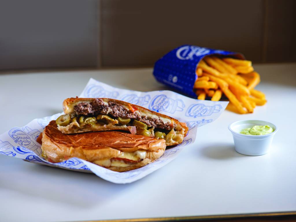 Nada gourmet, São Carlos Lanches recebe o prêmio Bom e Barato