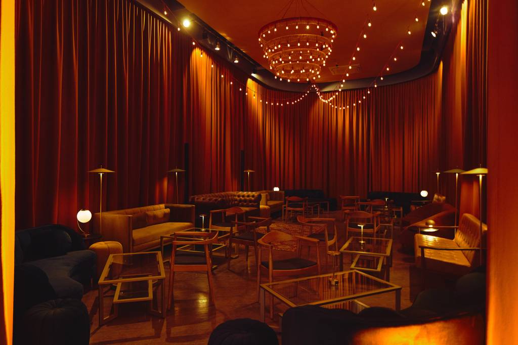 Casa de Francisca inaugura sala para shows com 44 lugares