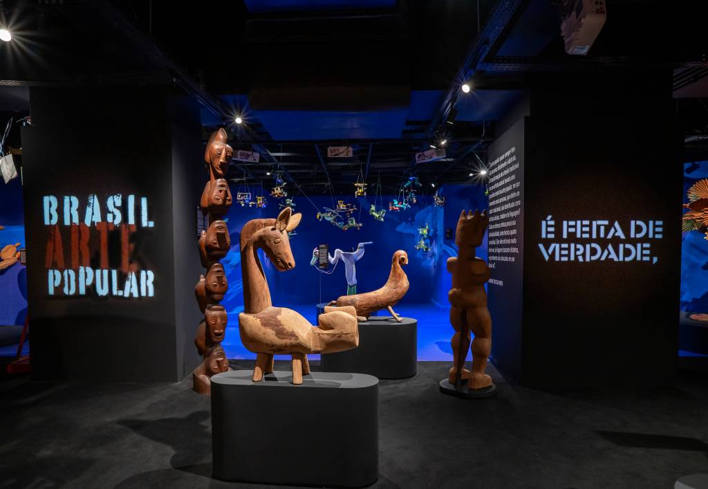 Arte popular brasileira é celebrada em exposição no Farol Santander