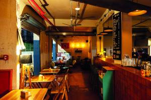 Por Amor: ambiente do boteco