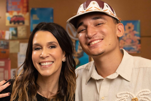 Sarah Oliveira e João Gomes: entrevistas do Tiny Desk Brasil
