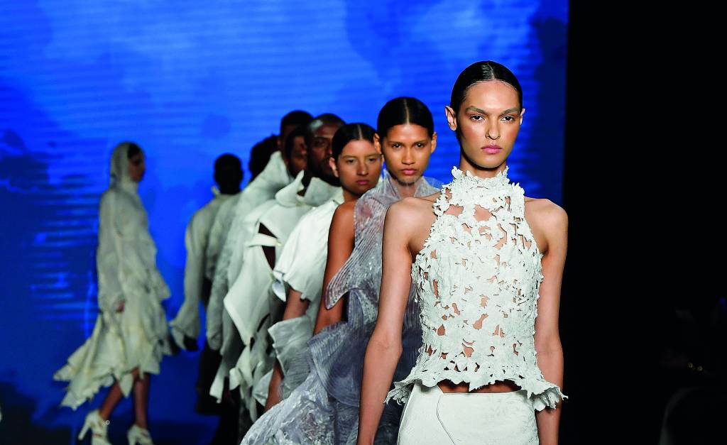 São Paulo Fashion Week celebra os 30 anos com desfiles ao redor da cidade