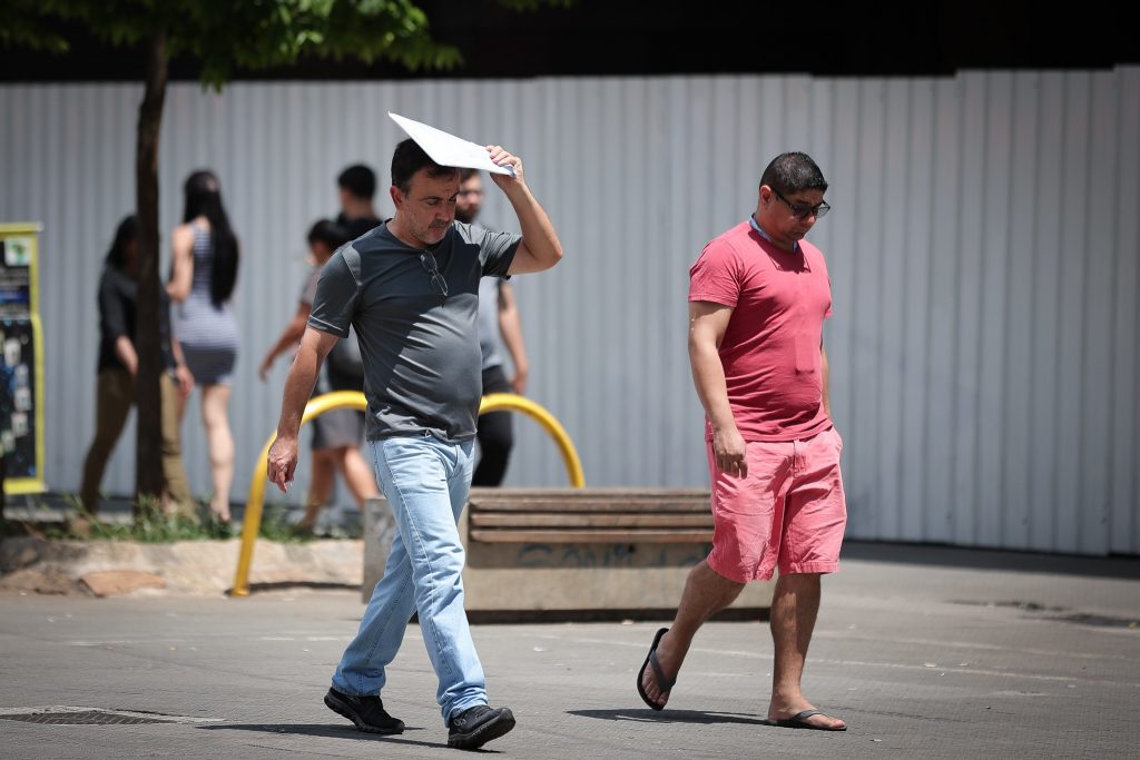Últimos momentos de calor: confira a previsão do tempo para domingo (26)