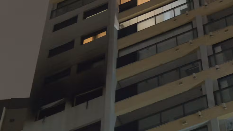 Mulher morre em incêndio em Santo Amaro no sábado (18)