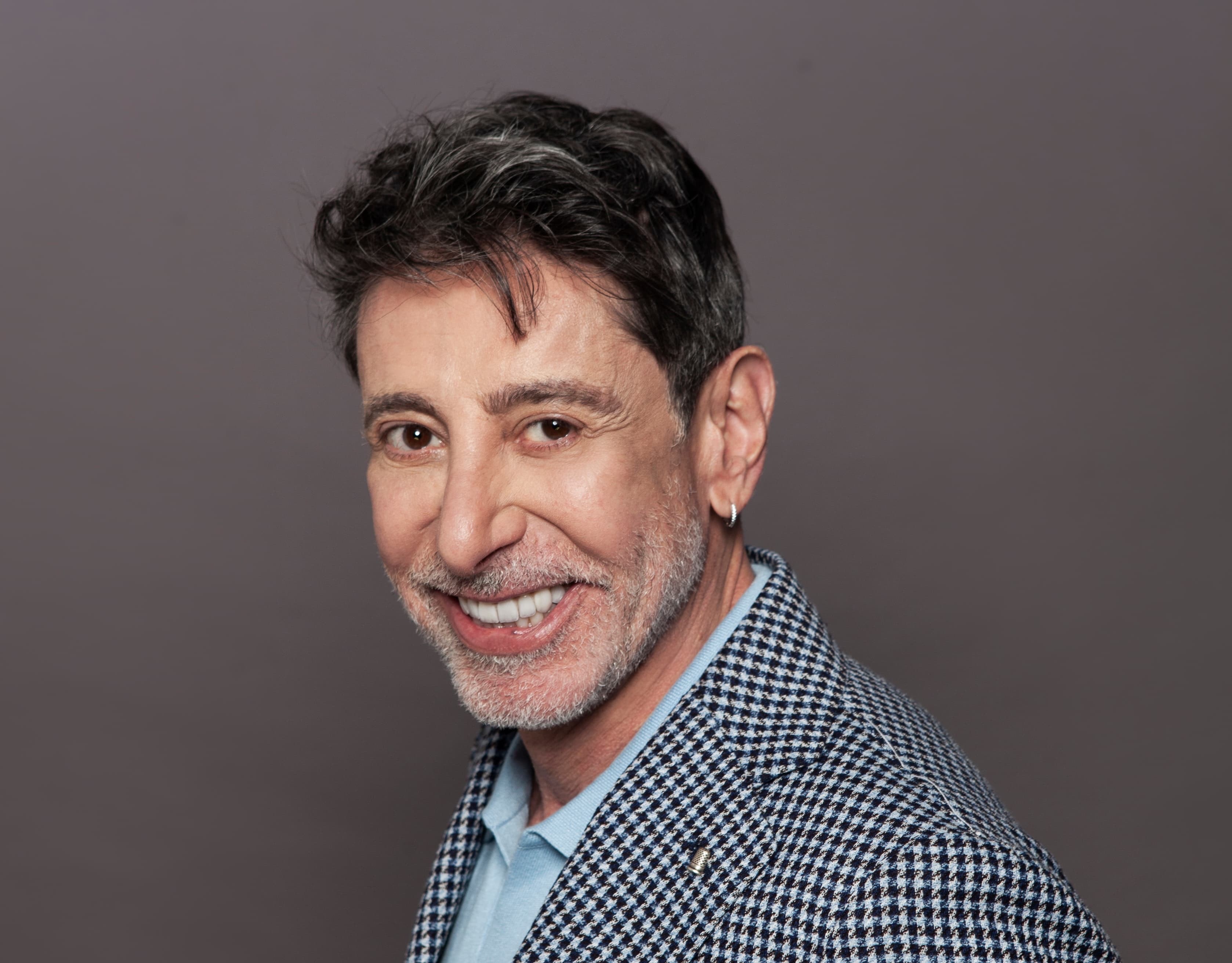 Cássio Scapin se apresenta em espetáculo na Pinacoteca