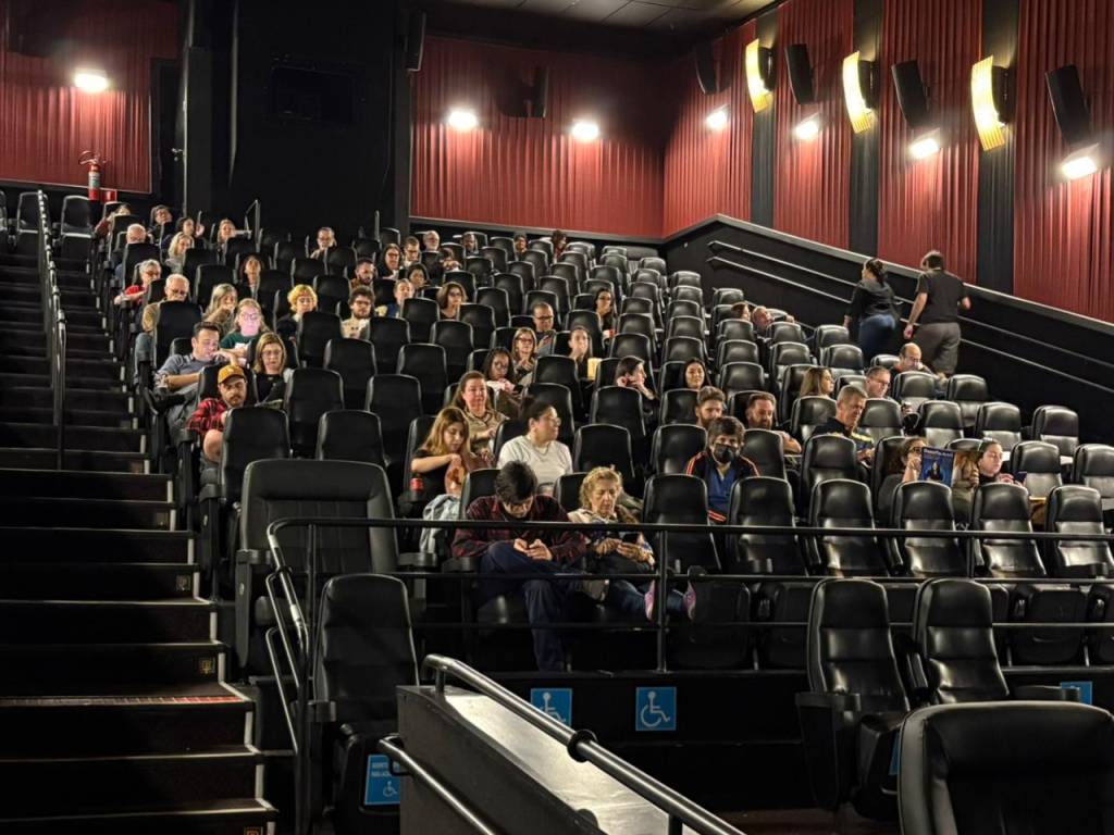 Cine Vejinha exibiu ‘Sonhos’ em pré-estreia especial para assinantes