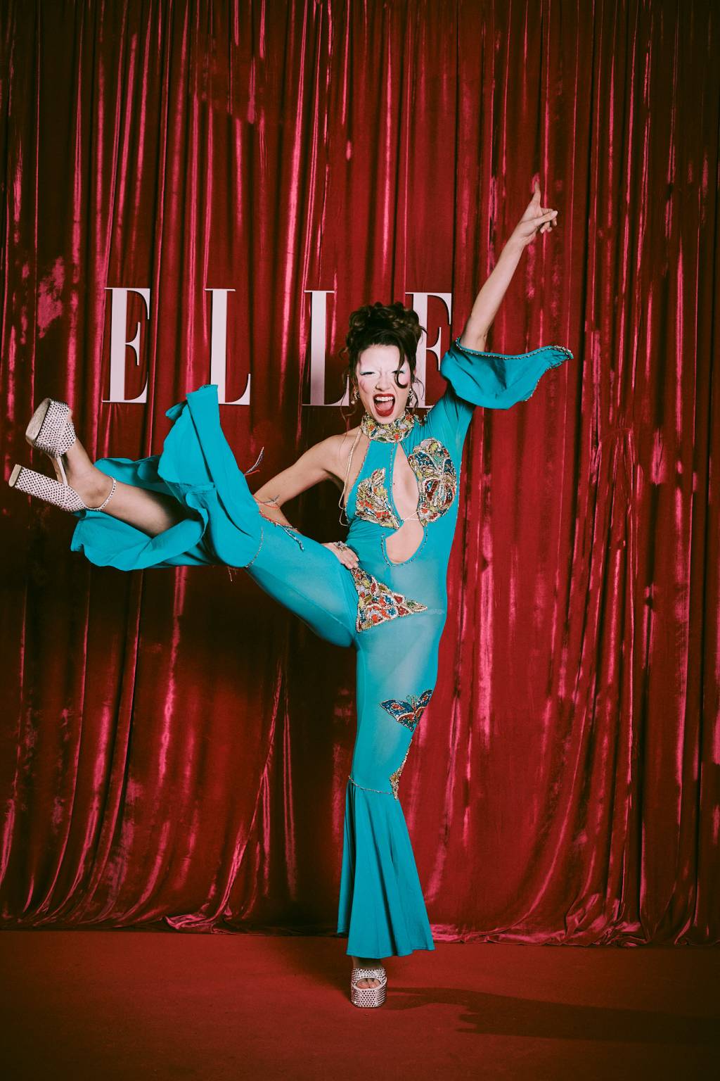 Famosos se fantasiam em festa de Halloween no Rosewood