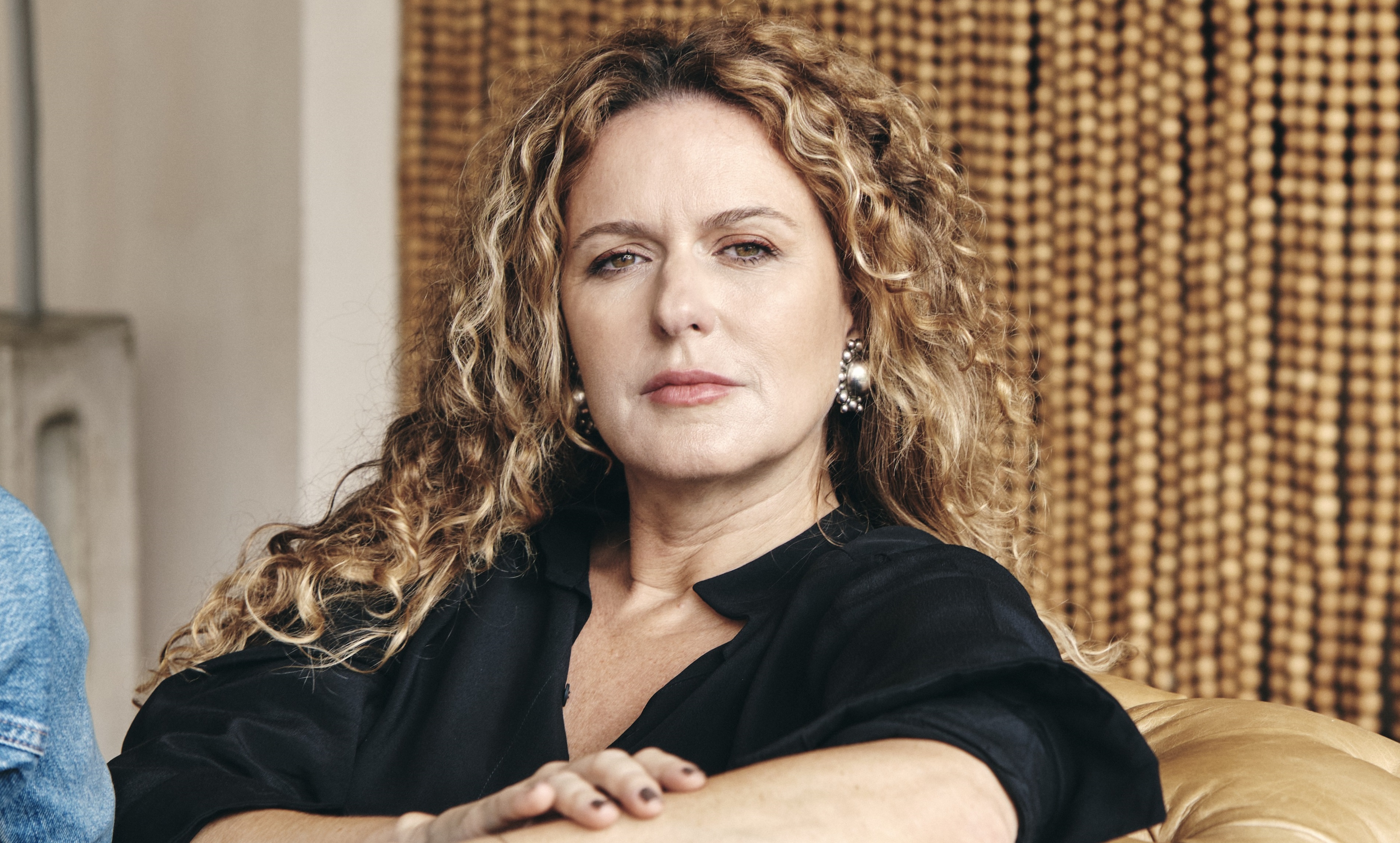 Emannuelle Junqueira